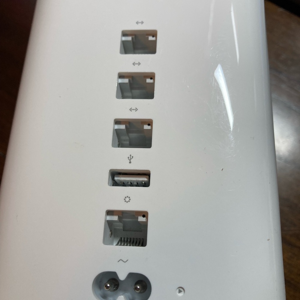 Apple Router Tower.   Apple AirPort Extreme Base Station A1521